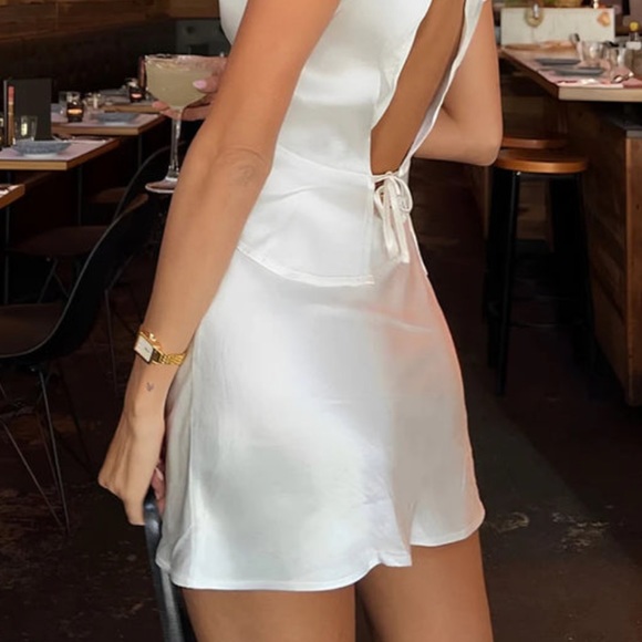 NWT lace trim satin skirt set by Commense in size XS - Picture 3 of 16